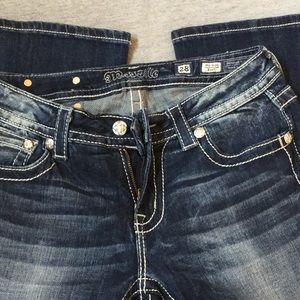 Signature boot miss me jeans